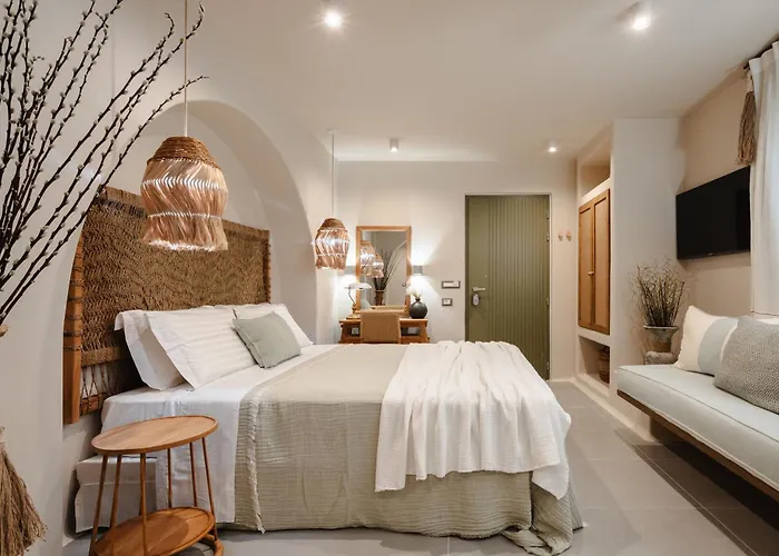 Chic Elysium * Naxos City