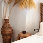Chic Elysium Apartment *