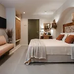 Chic Elysium * Naxos City