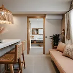 Chic Elysium Apartment Naxos City