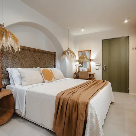 Chic Elysium Naxos City