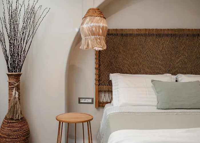 Chic Elysium Naxos City