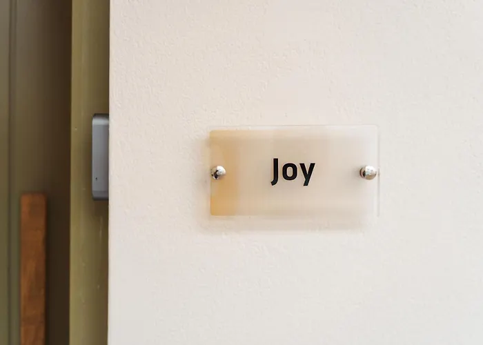 Chic Elysium Apartment *